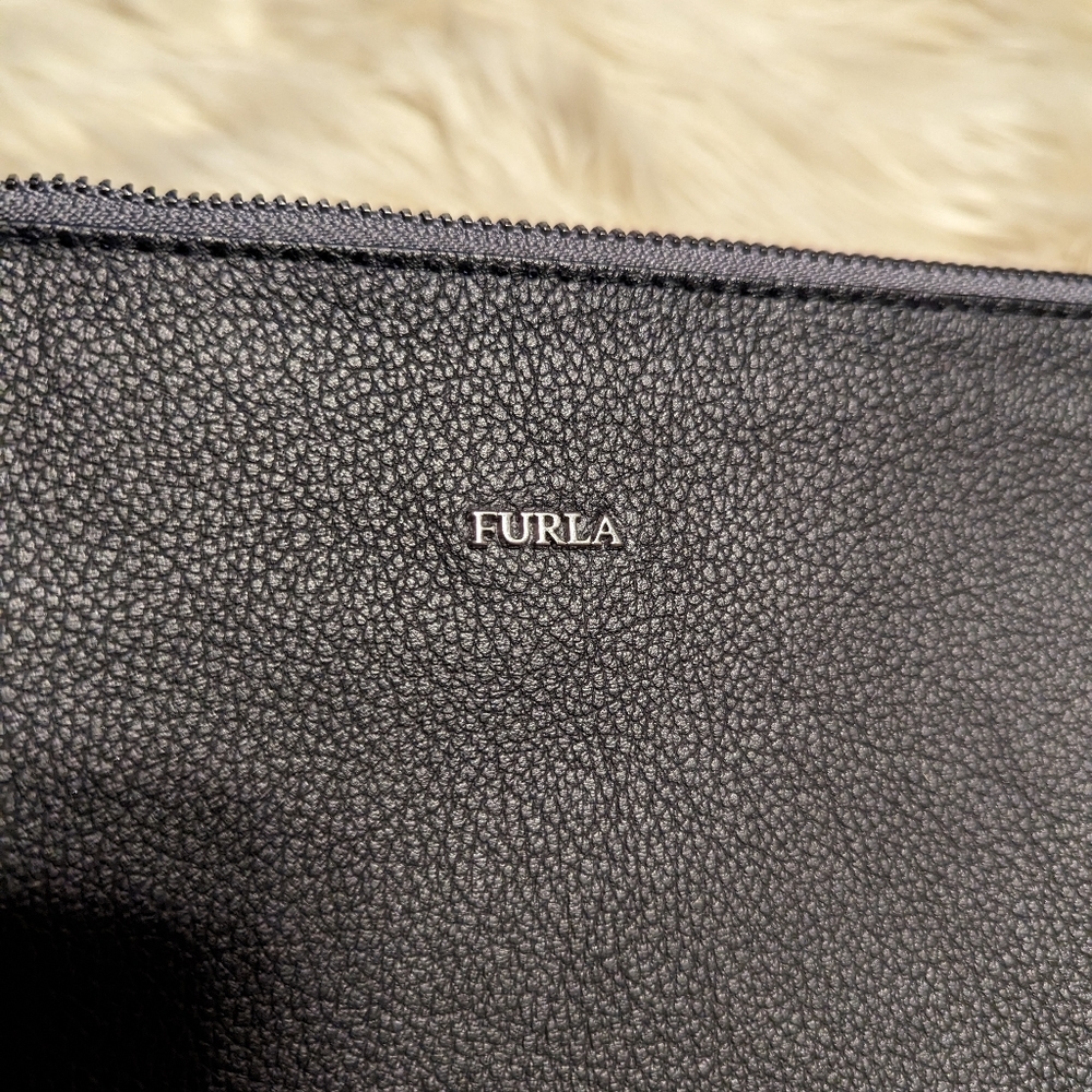 Furla clutch in gray leather with writing " light my fire " - Picture 3 of 9